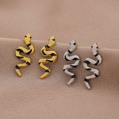 Curved Snake Stud Earrings Unisex Adult in Gold or Silver Tone