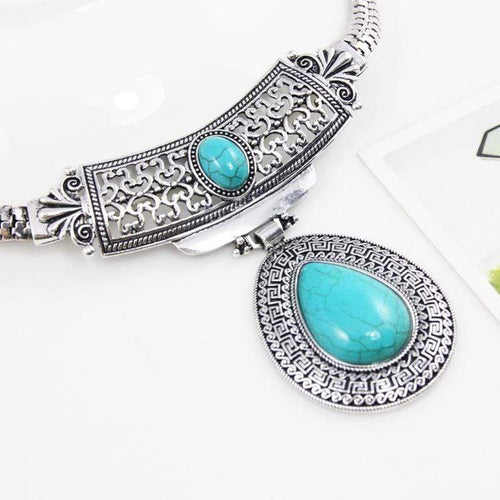 Womens Vintage Silver and Turquoise Pendant Necklace